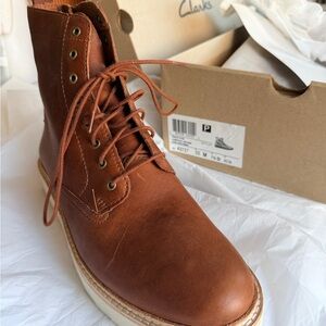 Clarks Trace Pine Chestnut leather